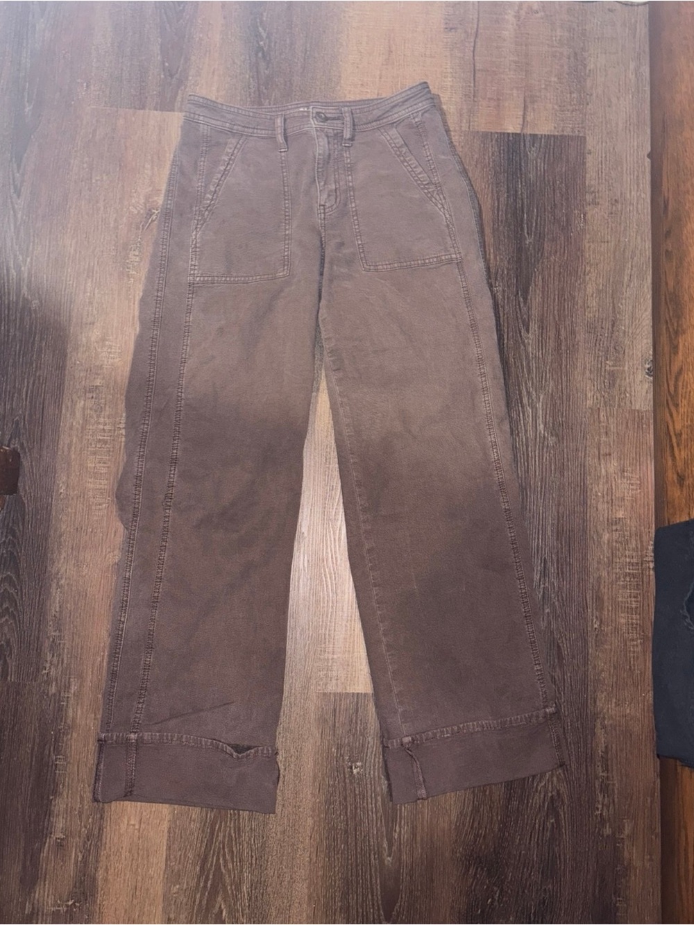 American Eagle Stovepipe Brown Cuffed Pants Size 2R
